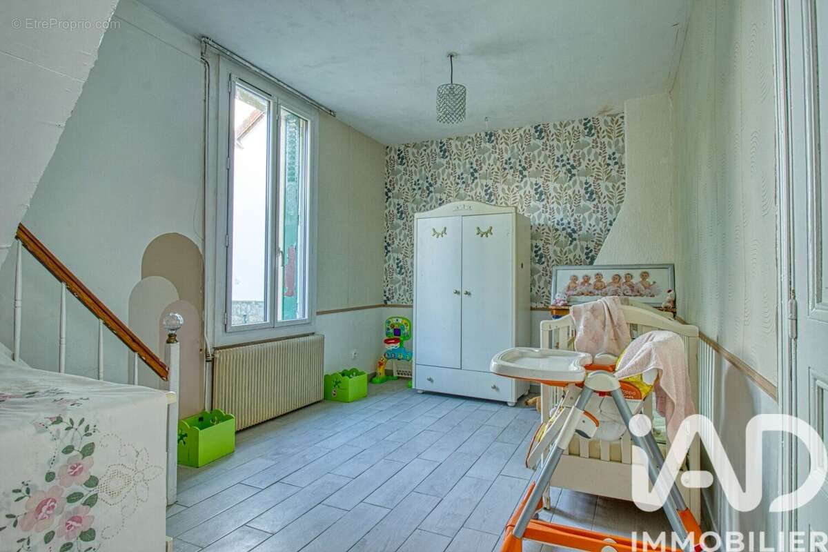 Photo 8 - Maison à SARCELLES