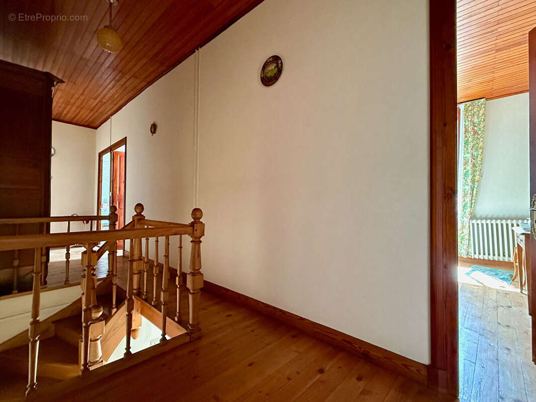 Maison à SAINT-PORCHAIRE