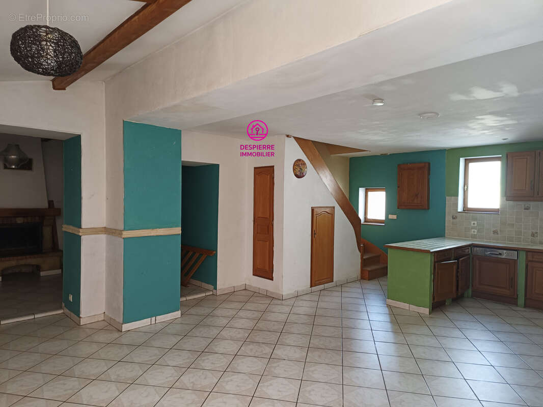 Maison à SAINT-MAURICE-L'EXIL