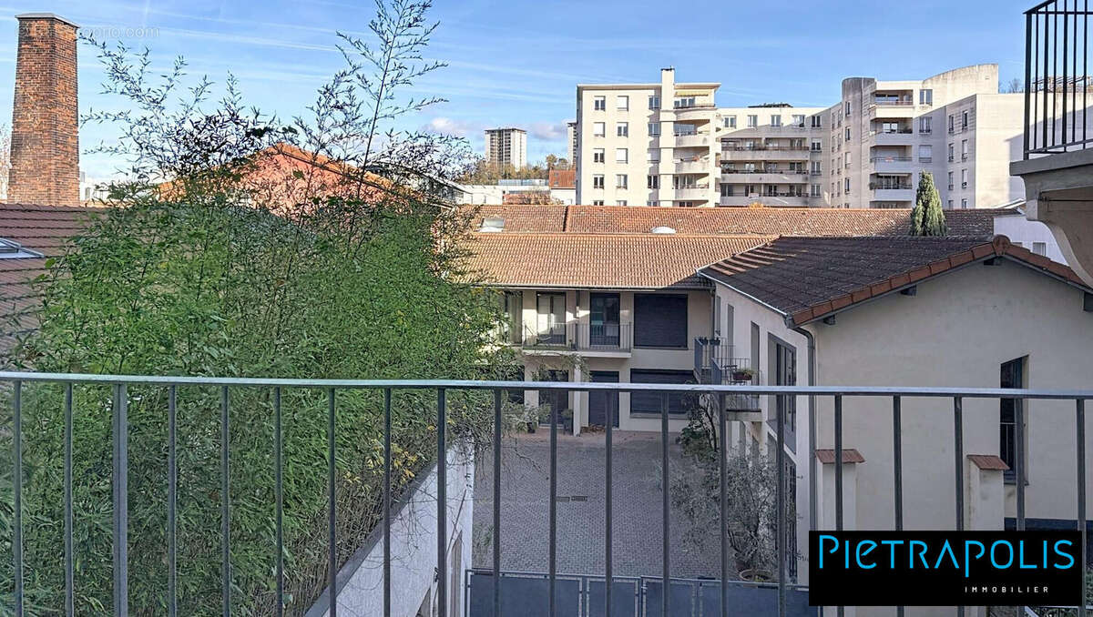 Appartement à LYON-9E