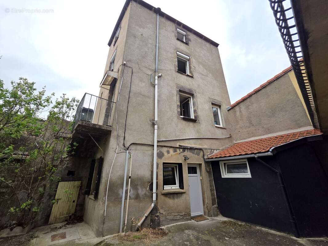 Appartement à AUBIERE