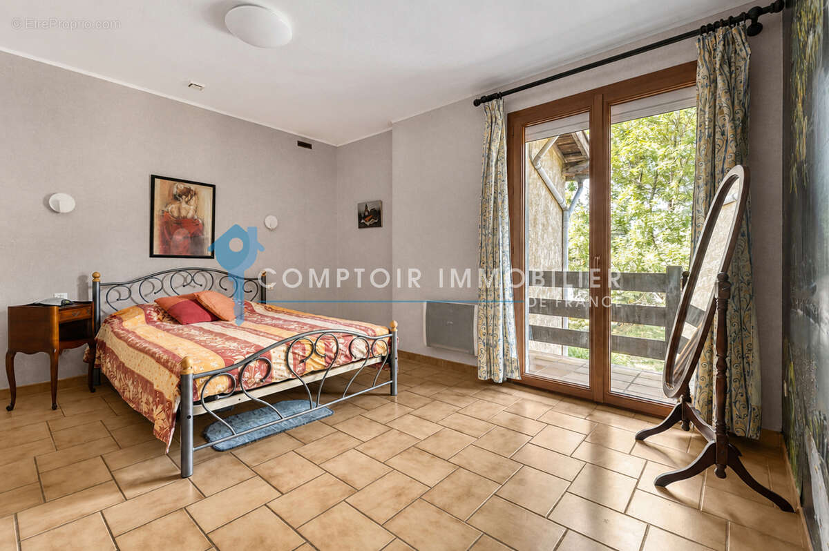 Maison T5 - 220m2 - Piscine Véranda - Buzet sur Tarn - photo 10