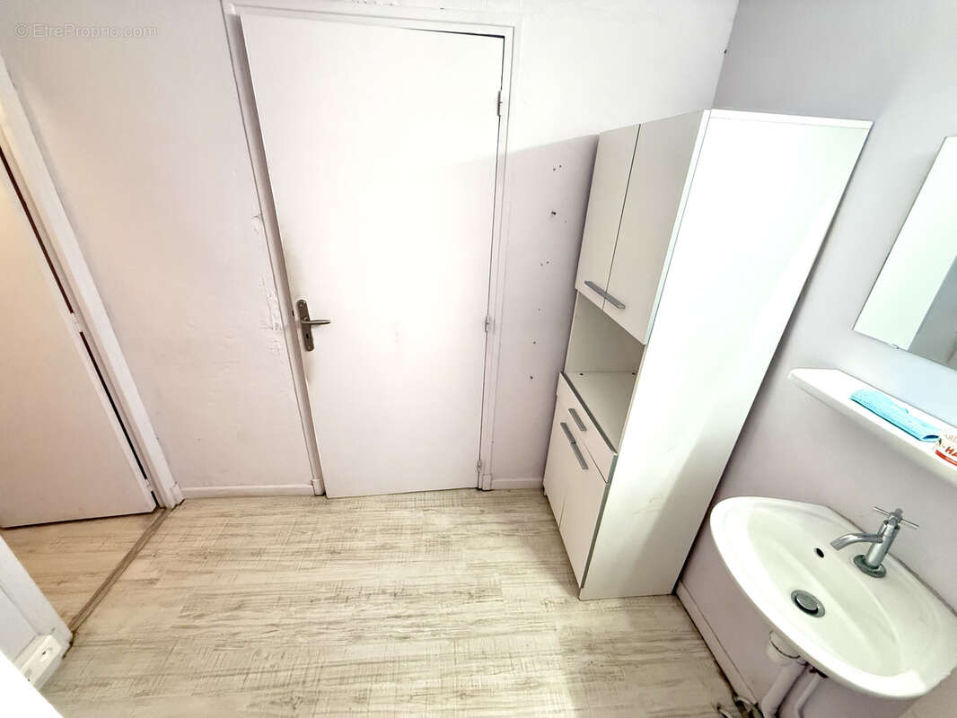 Commerce à LE BOULOU