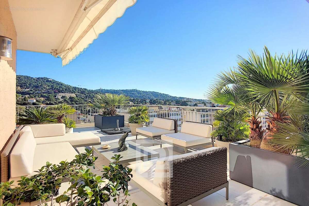 Appartement à CANNES