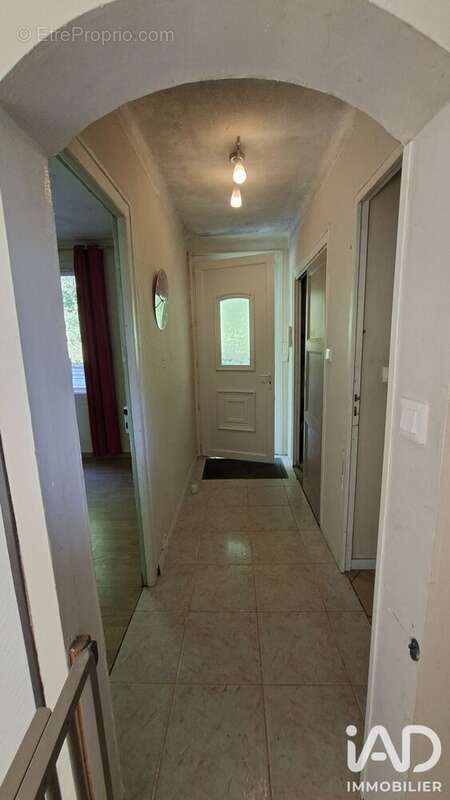 Maison 97 m² à Laguenne  - photo 2