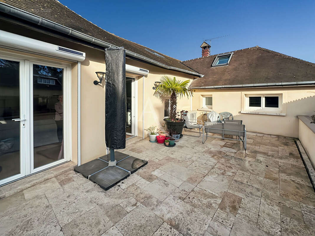 Maison à LES ALLUETS-LE-ROI