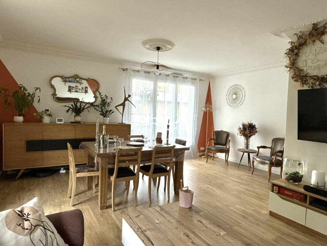 Appartement à HEROUVILLE-SAINT-CLAIR