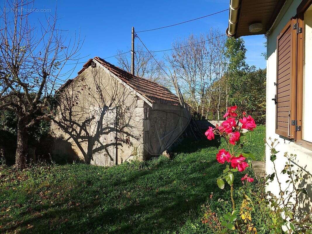 Maison à ISSY-L'EVEQUE