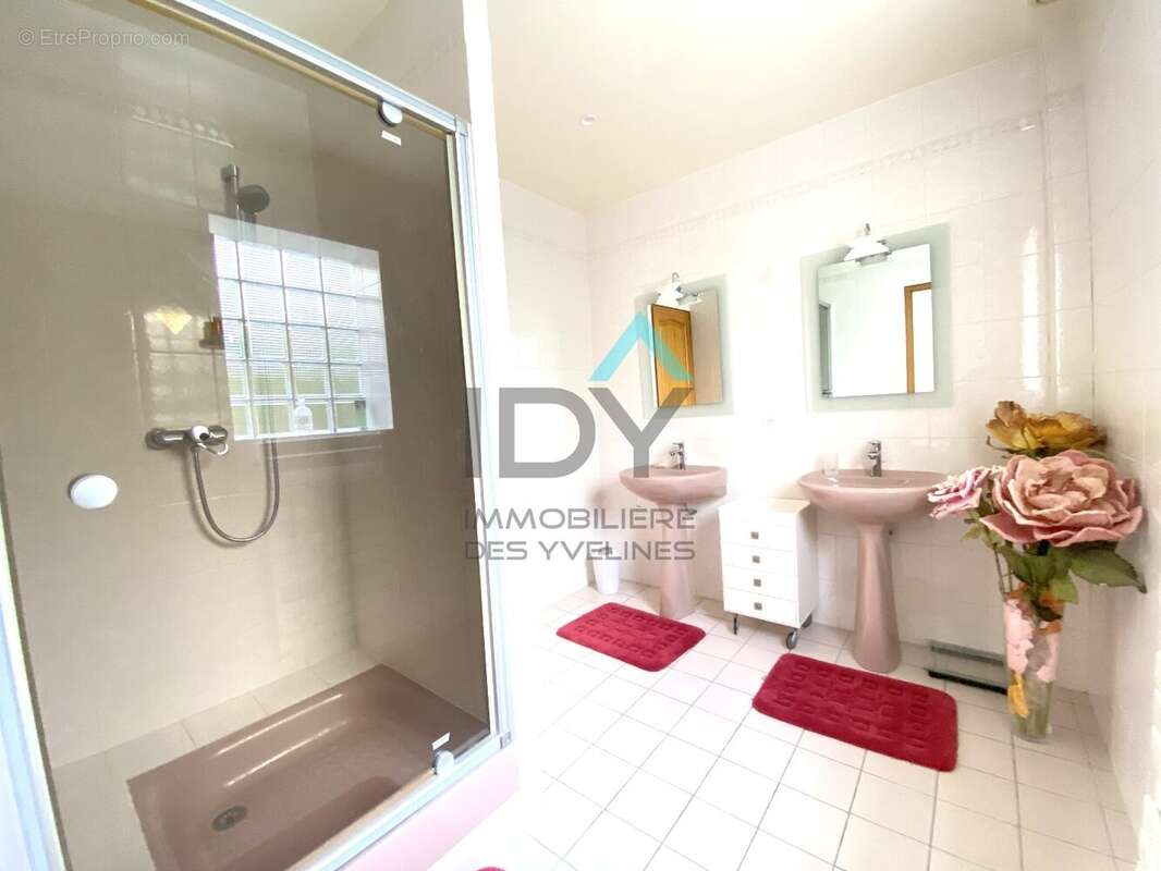 Maison à L'ETANG-LA-VILLE