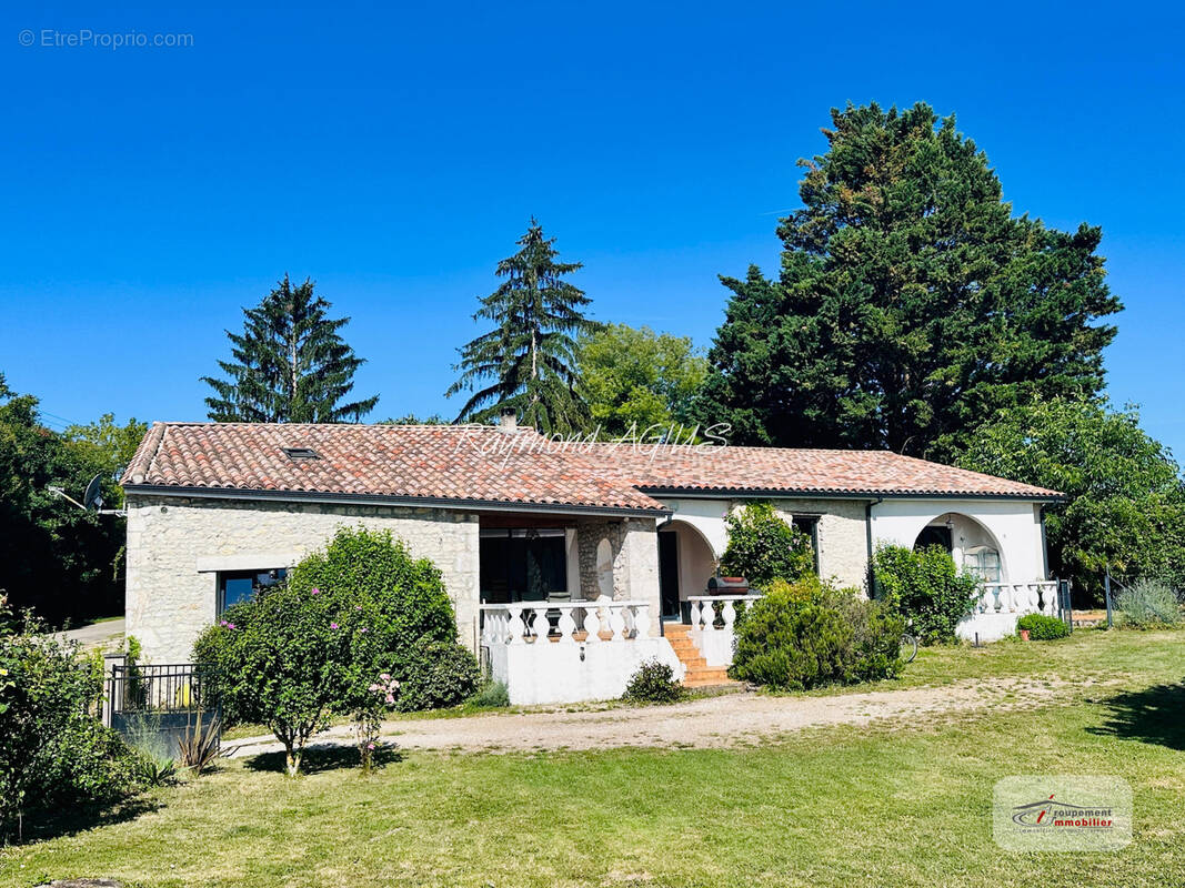 Maison à LOUBES-BERNAC