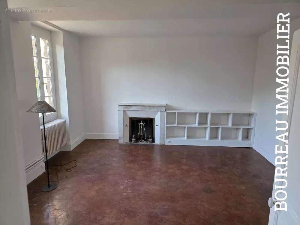 Maison à CHASSY