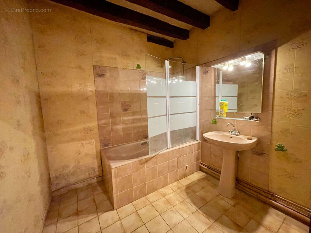 Appartement à REBAIS