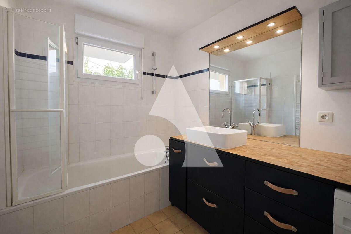 Appartement à SAINT-OUEN