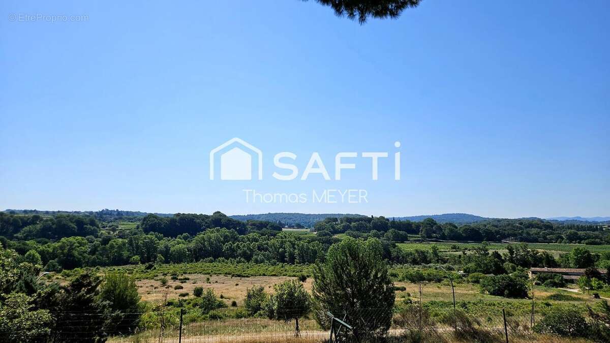 Maison 100 m² à La Tour-D'aigues  - photo 4