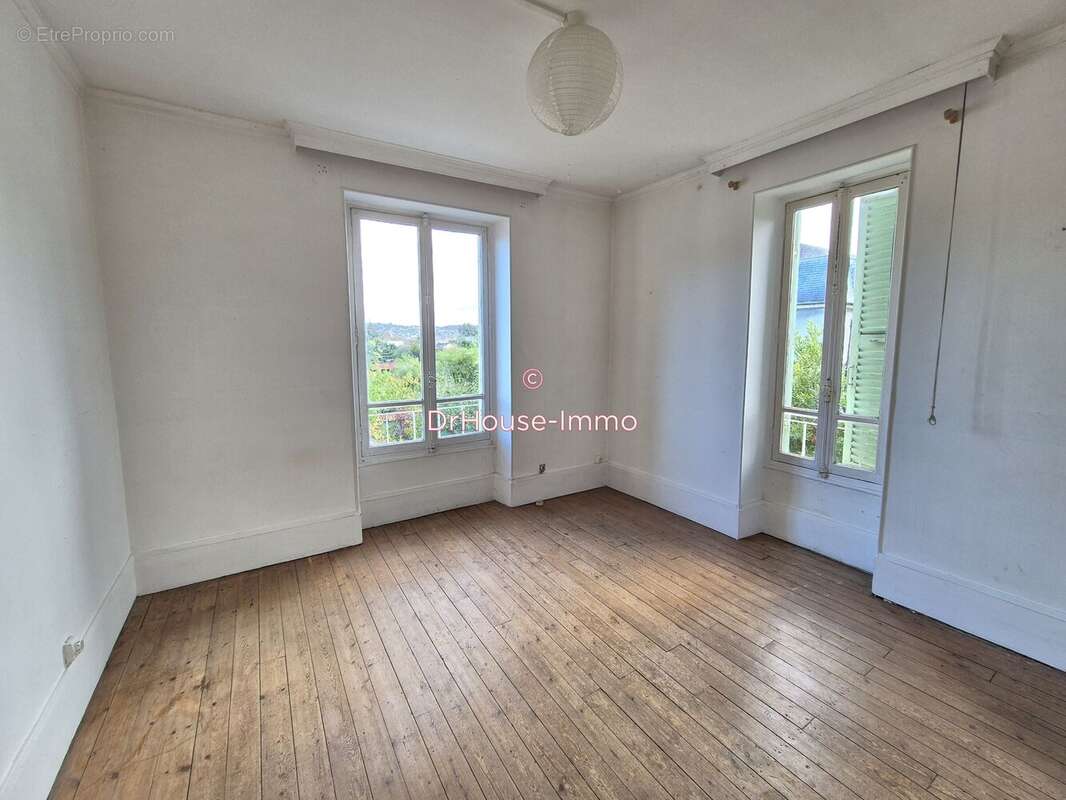 Maison à MANTES-LA-JOLIE