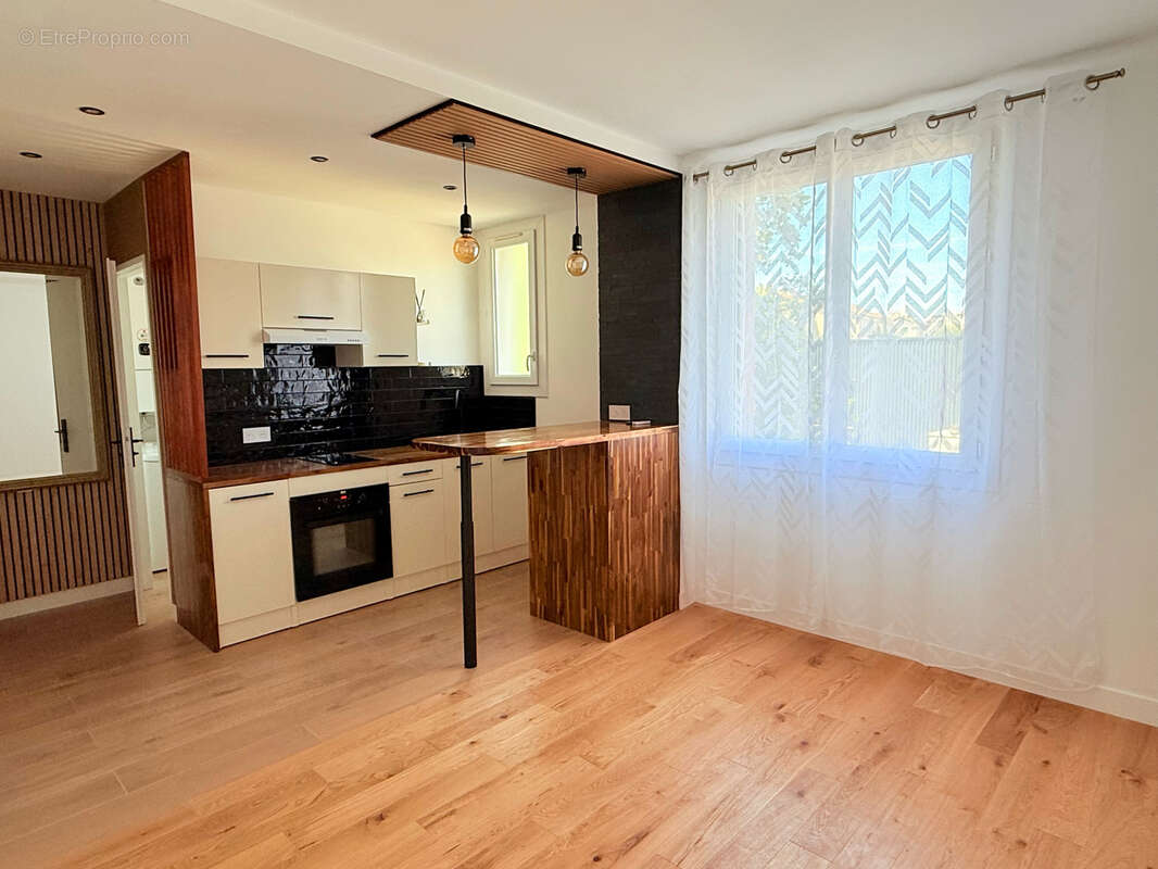 Appartement à MARSEILLE-10E