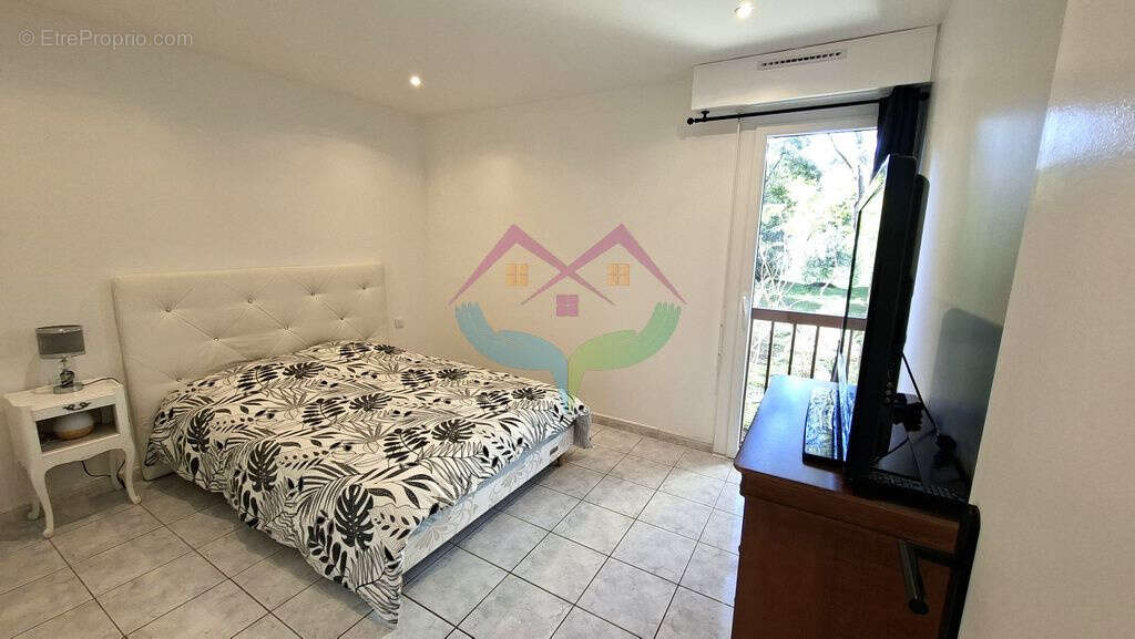 Appartement à SAINT-RAPHAEL