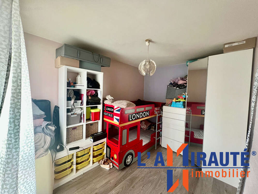 Appartement à SARTROUVILLE