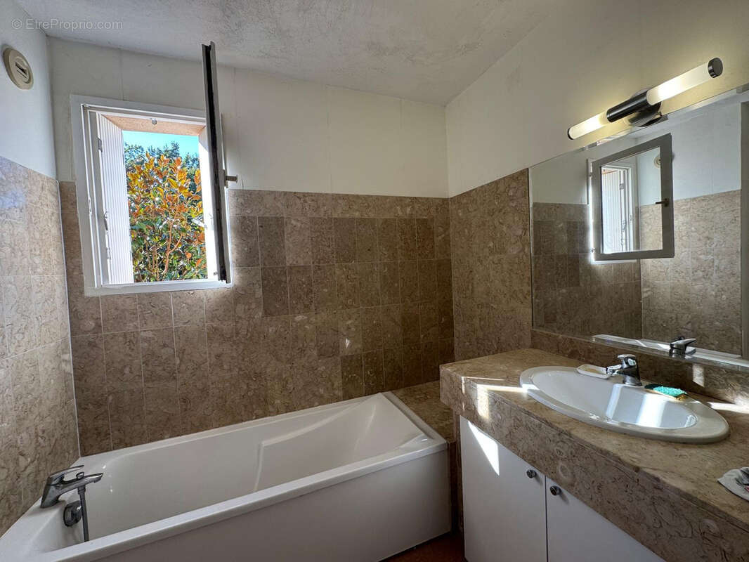 Appartement à RAMONVILLE-SAINT-AGNE