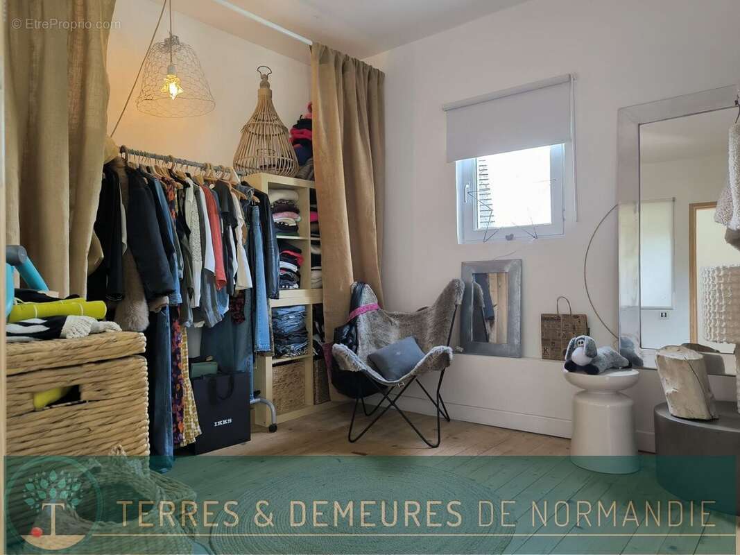 Maison à BOURG-ACHARD