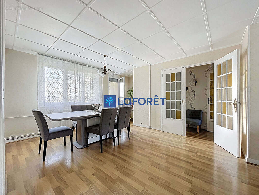Appartement à SOTTEVILLE-LES-ROUEN