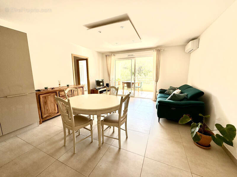 Appartement T3 lumineux avec terrasse, vue dégagée et parking – L’Île-Rousse (20) - photo 4