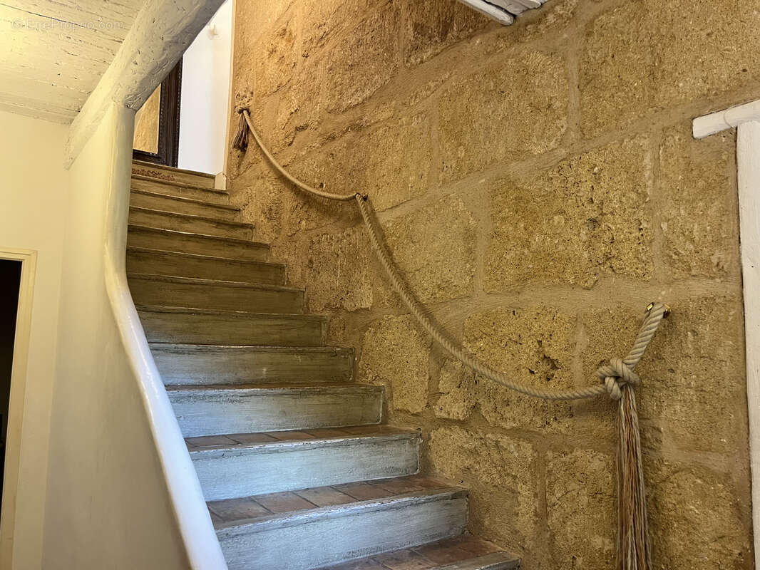 Maison à PELISSANNE