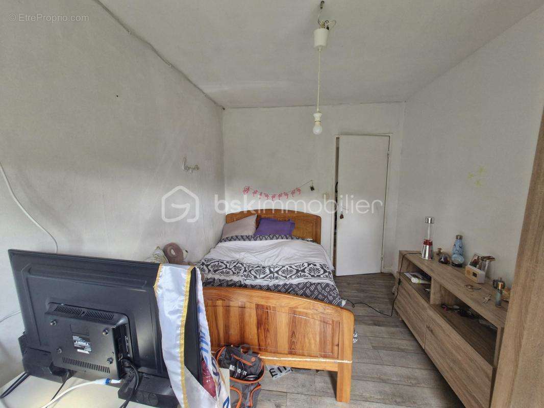 Maison à LES EGLISOTTES-ET-CHALAURES