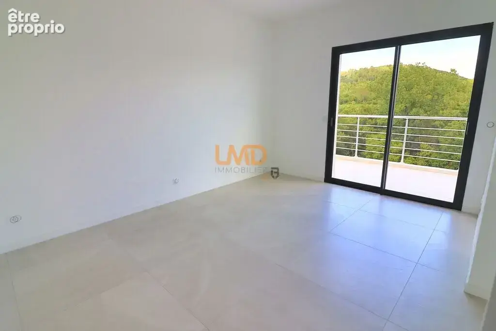 Besse sur Issole dans le Var: maison de 2025 T6 145m2 terrain 67 - photo 9
