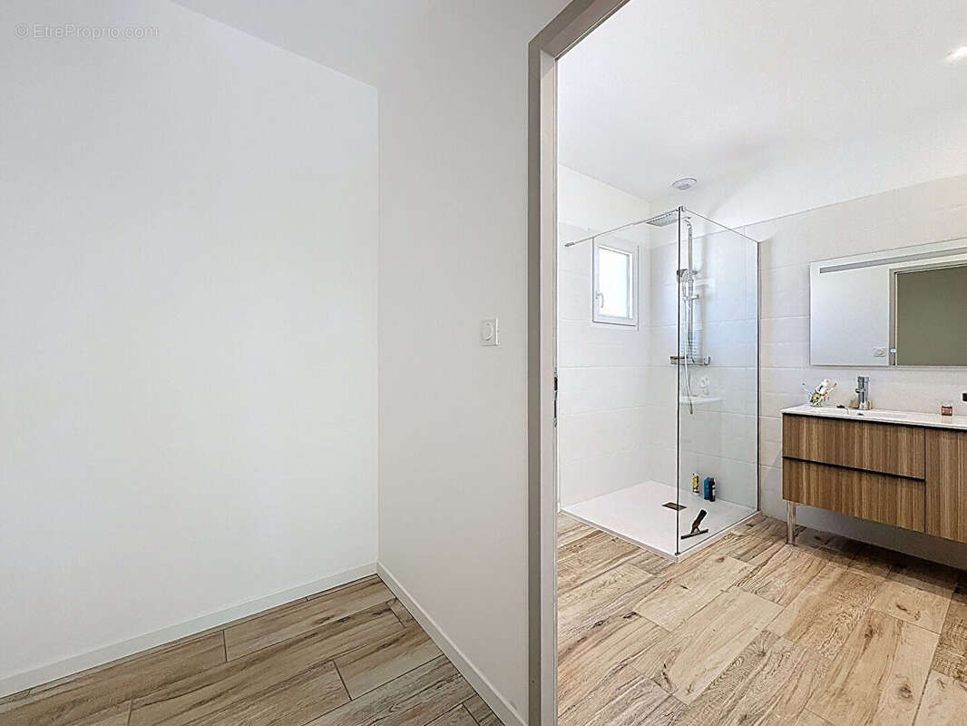 Maison à MONCLAR-DE-QUERCY