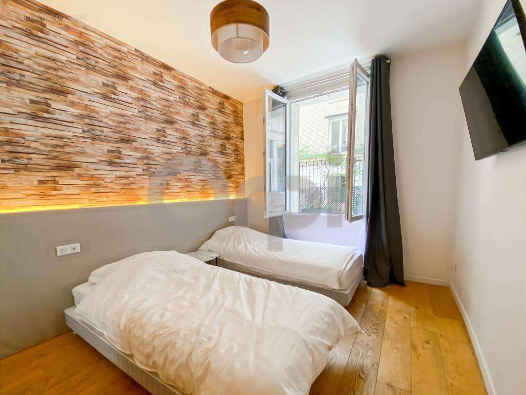 Appartement à PARIS-20E