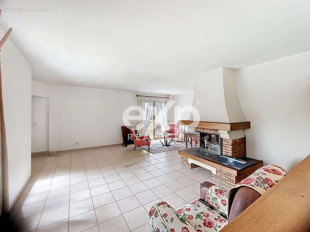 salon  - Maison à CLISSON