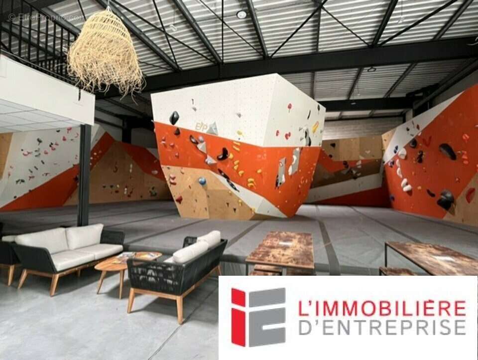 Local commercial a vendre - photo 3