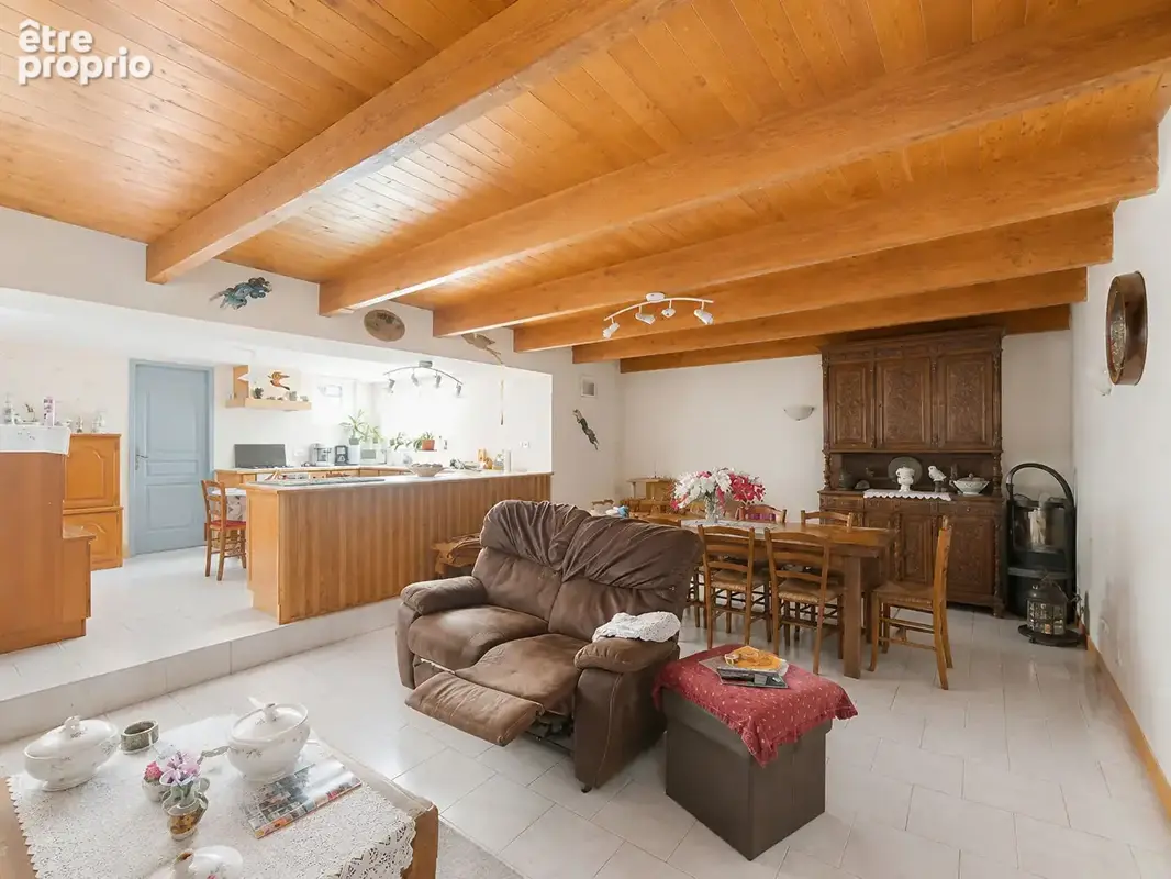 Maison louzac saint andre 210 m² - photo 4