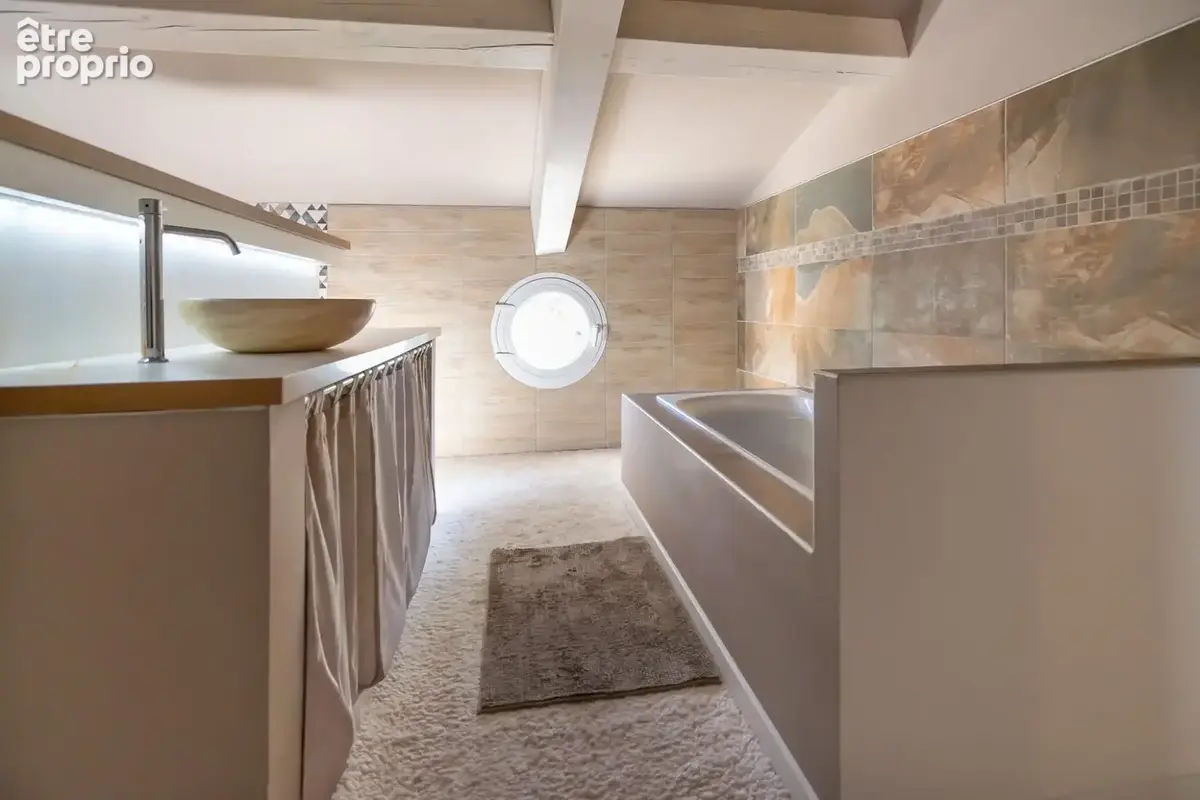 Maison familiale avec studio indépendant, piscine et grand terrain - photo 21