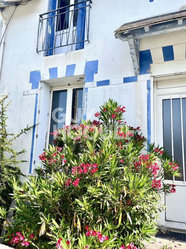 Maison Bas Guézy - photo 1