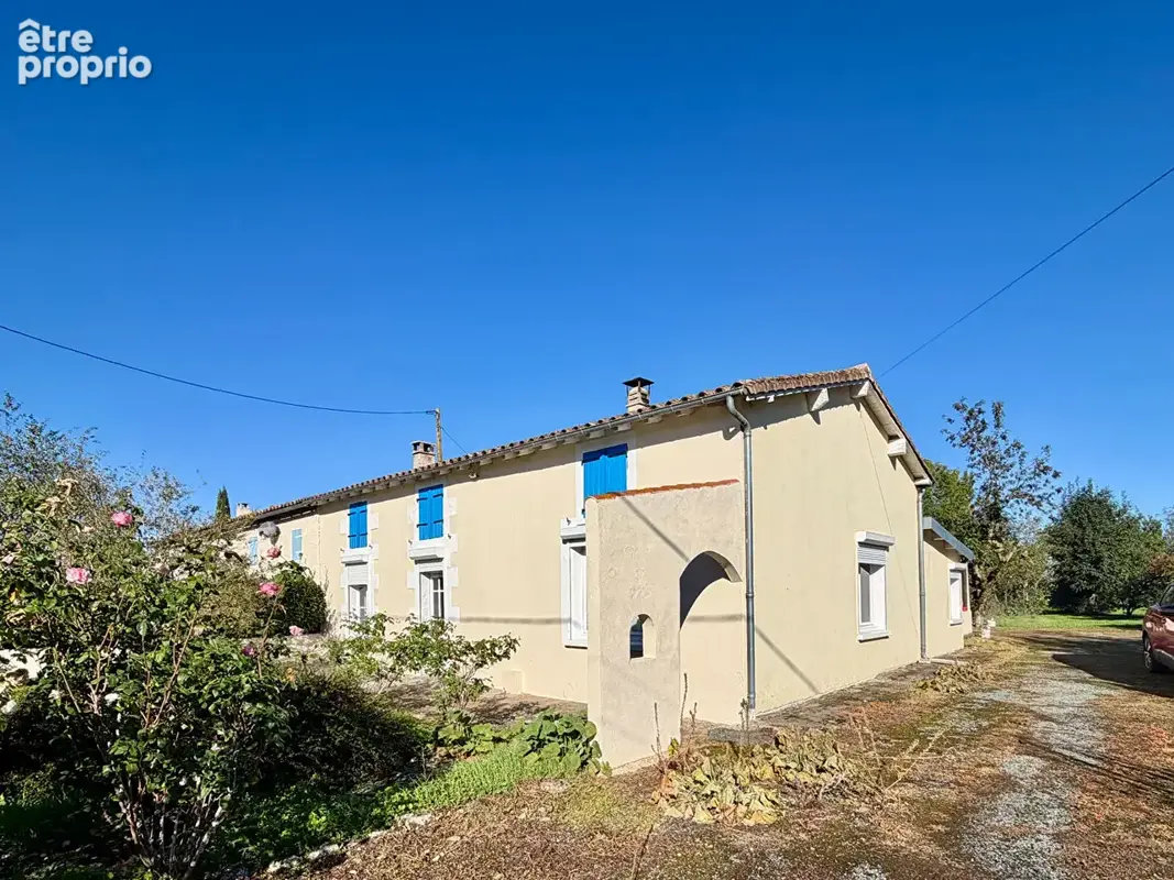 Charmant maison au calme, entre Beauvoir-sur-Niort et Villeneuve-la-Comtesse, grand terrain - photo 9