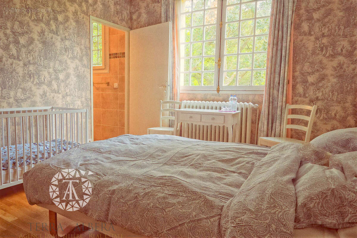 Maison à LAROQUE-DES-ALBERES