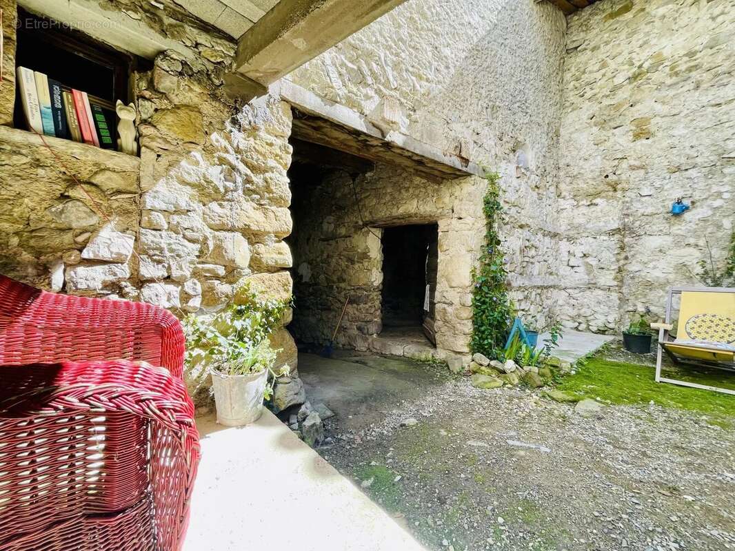 Maison à SAVOILLAN