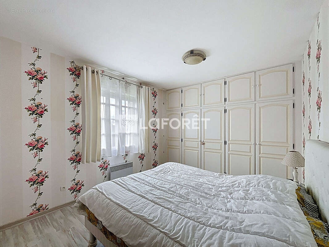 Maison à SAINT-GEORGES-DES-GROSEILLERS