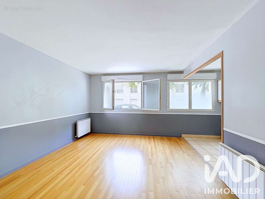 Photo 3 - Appartement à PARIS-19E