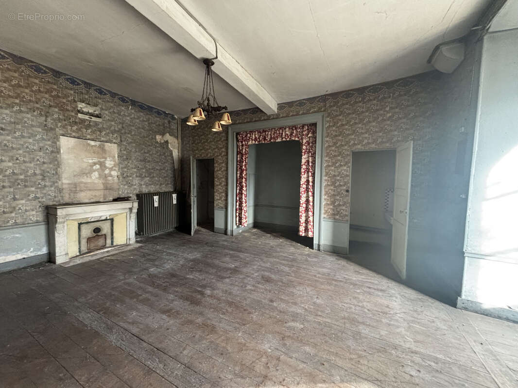 Appartement à ORCHAMPS