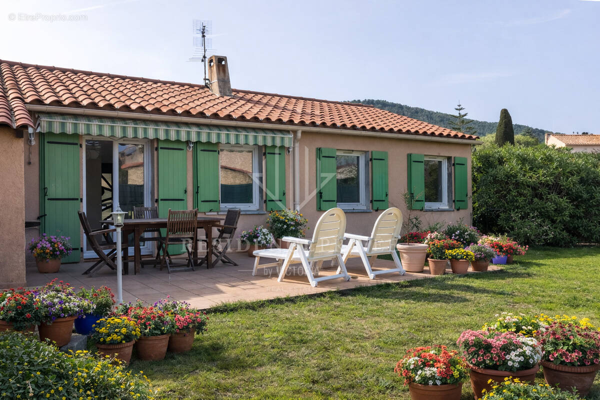 Maison à HYERES