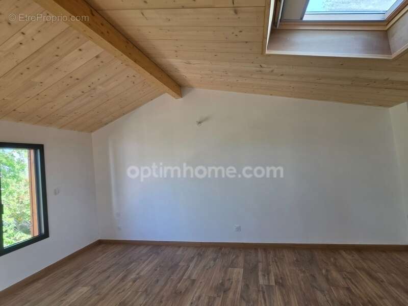 Maison contemporaine à vendre 5 pièces MERIGNAC (33) - photo 13