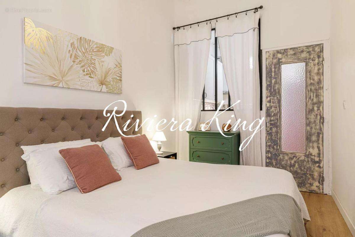 Appartement à VILLEFRANCHE-SUR-MER