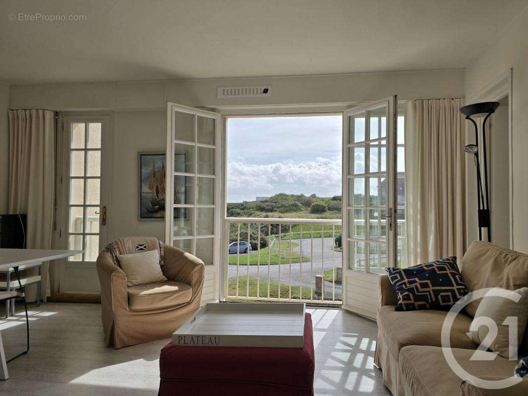 Appartement à NESLES