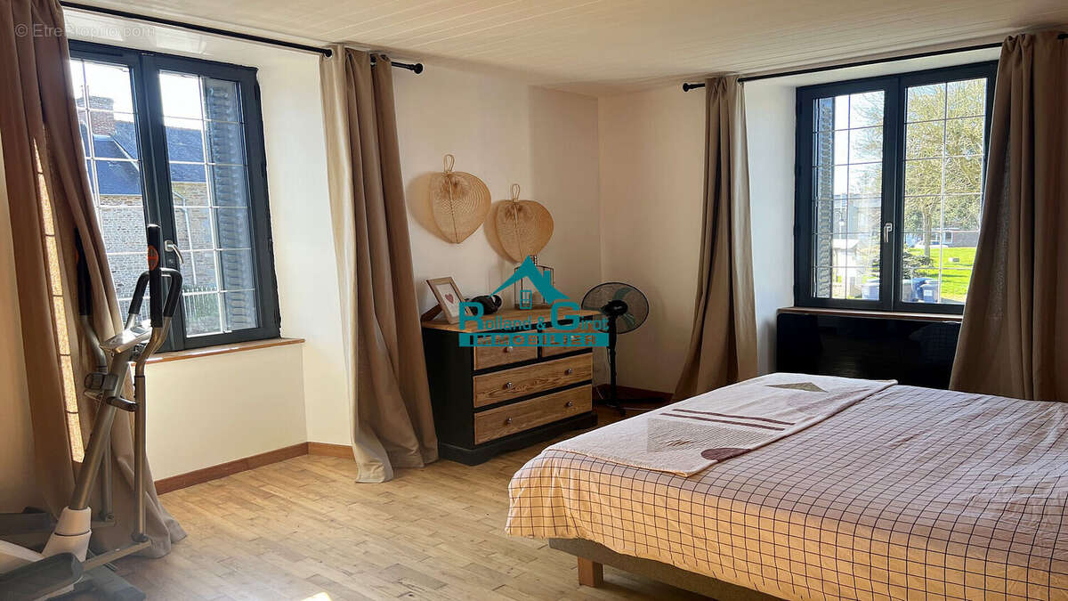 Maison à SAINT-MEDARD-SUR-ILLE