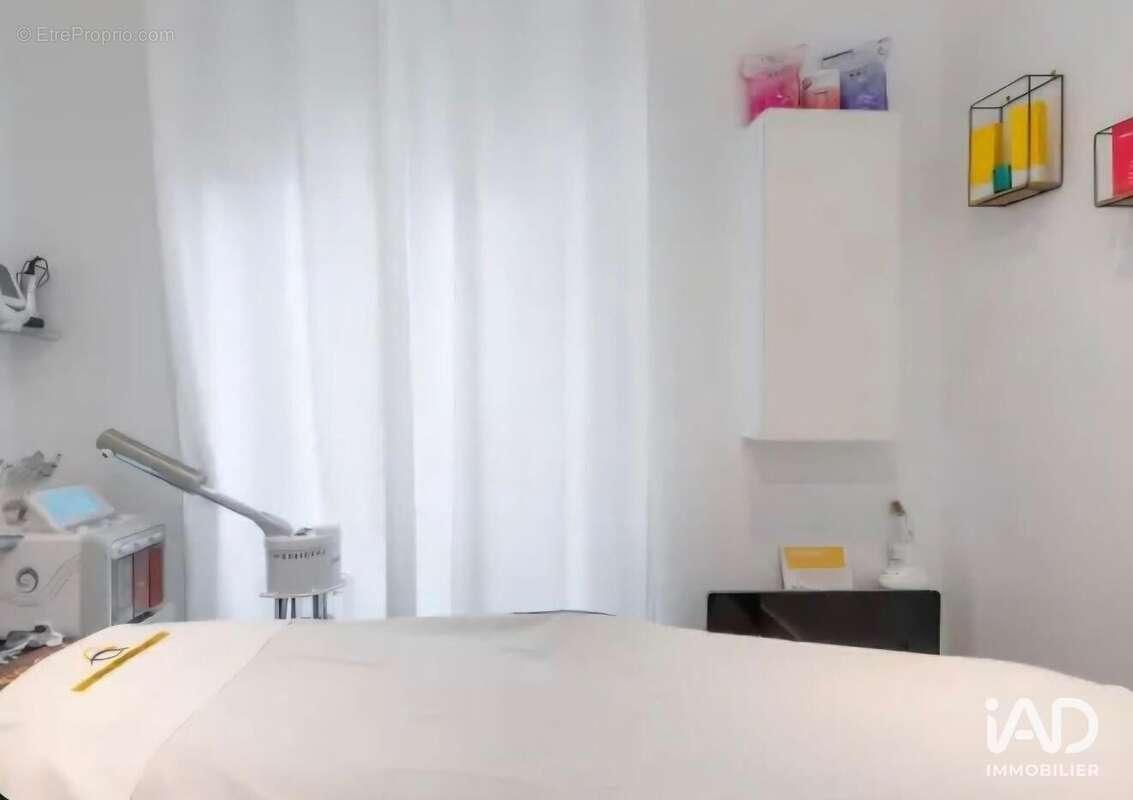 Photo 7 - Commerce à PARIS-17E