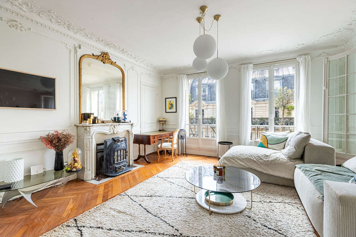 Appartement à PARIS-5E