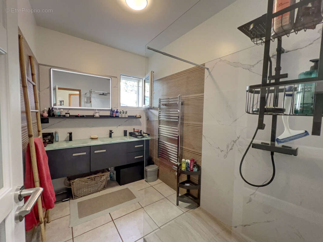 Maison à SAINT-PERAY